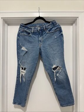 Old Navy | Distressed Women’s Straight Jeans
